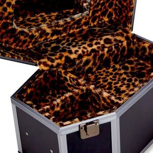DOLLS KILL ELVIRA COFFIN MAKE UP BOX COLLECTABLE